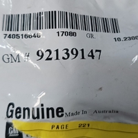 GM92139147-Genuine Holden Retainer Rear Bumper Fascia 92139147-2