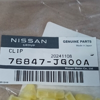 NI76847-JG00A-Genuine Nissan Clip 76847-JG00A-2