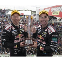 B18H15L-1:18 2015 Bathurst Winner Lowndes - Richards Historical Model | B18H15L-3