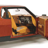 18882-1:18 Holden HJ Monaro GTS Coupe Persian Sand |  18882-4